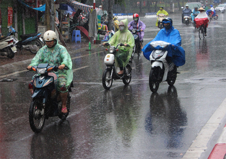 Hà Nội chiều và đêm nay (11/4) xuất hiện mưa giông.
